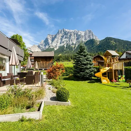 Апартаменты Zugspitz Kuschelnest *